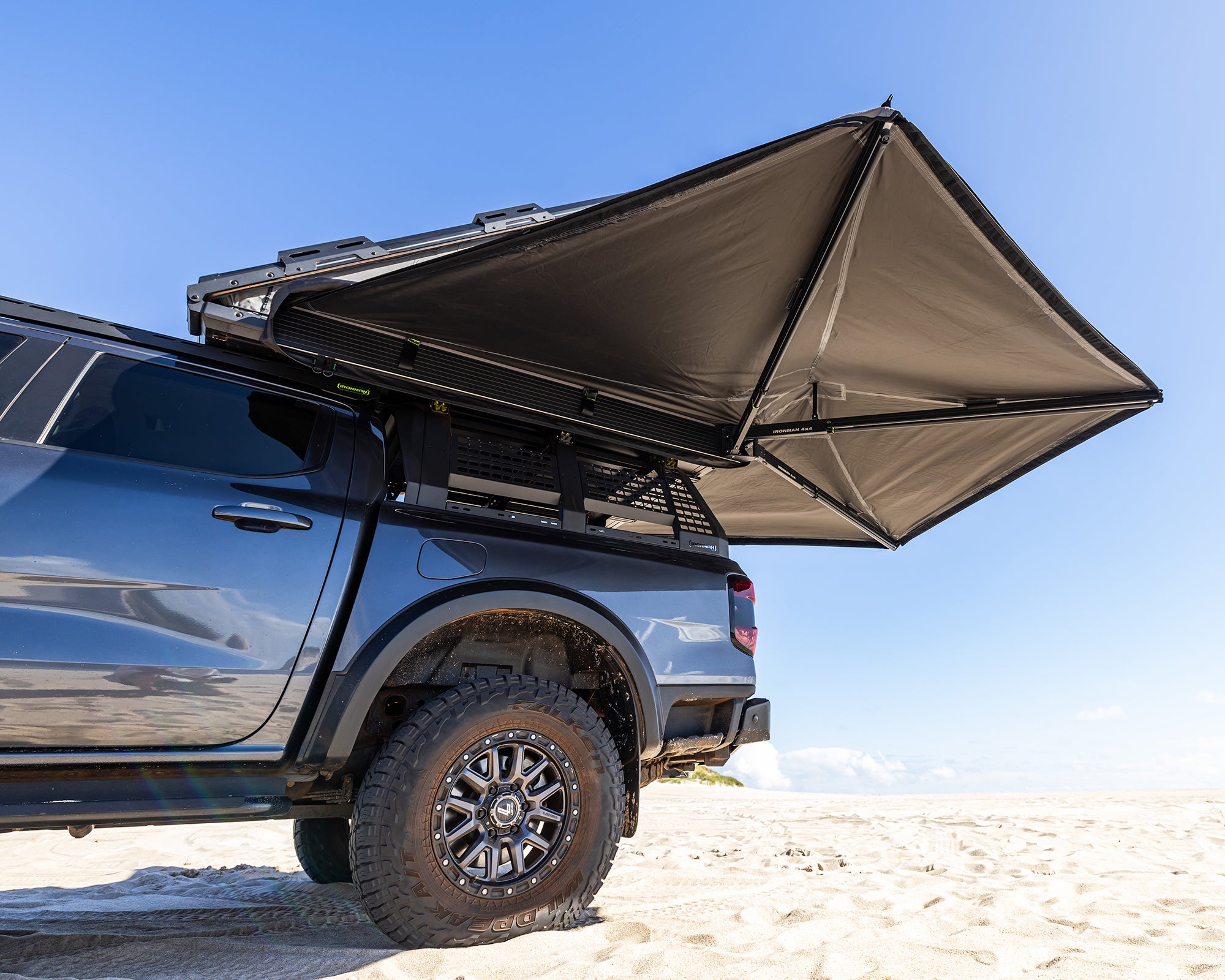 Deltawing 270° Awning