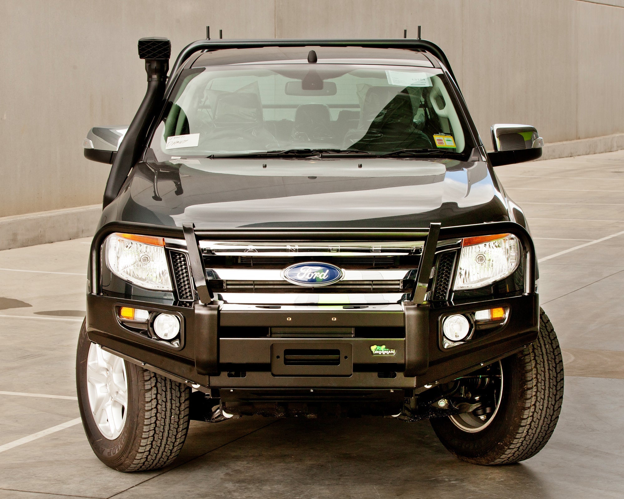 Deluxe Bull Bar