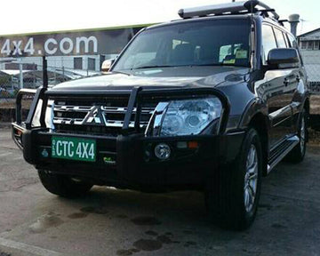 mitsubishi pajero bull bar deluxe
