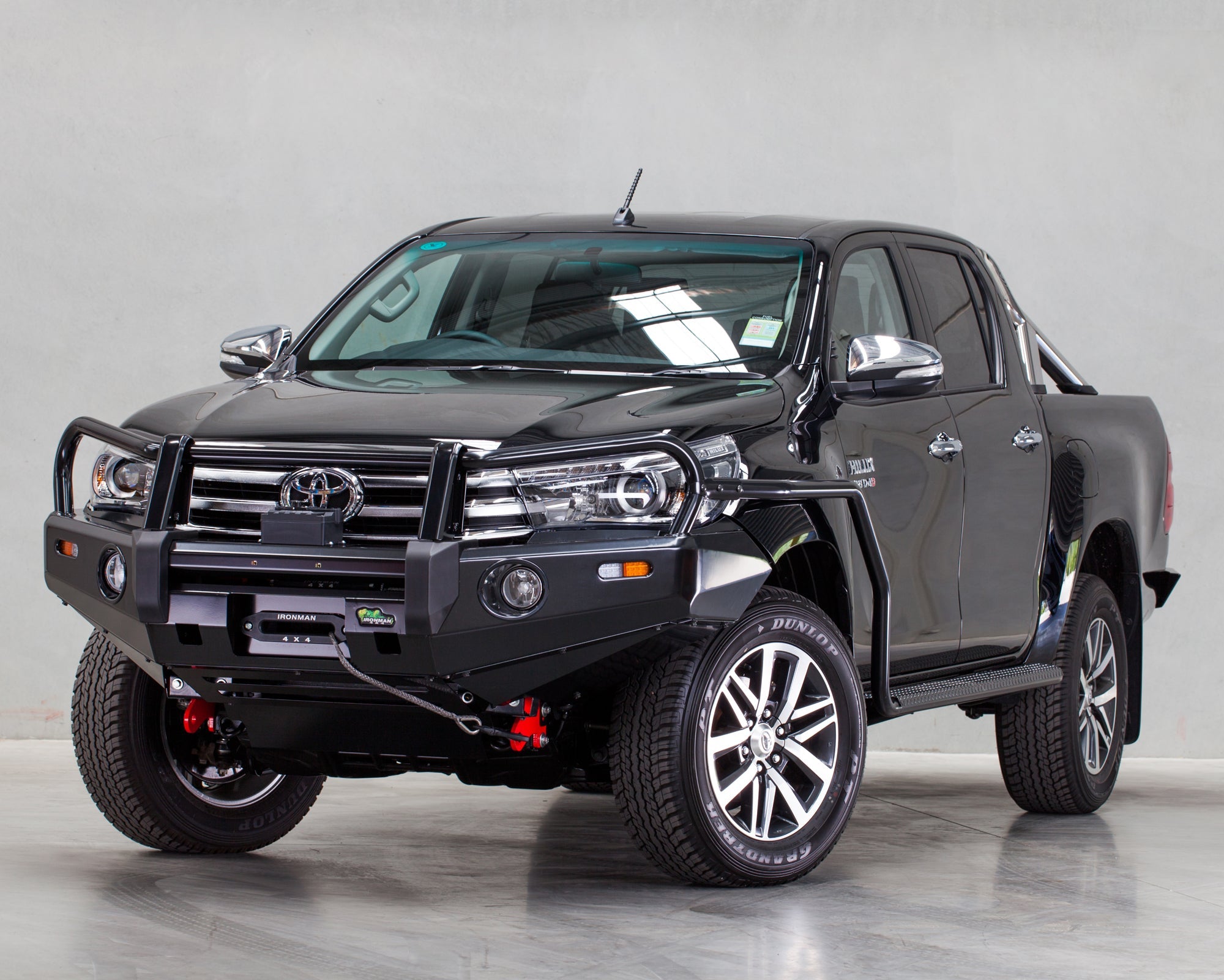 Hilux sr5 bullbar discount