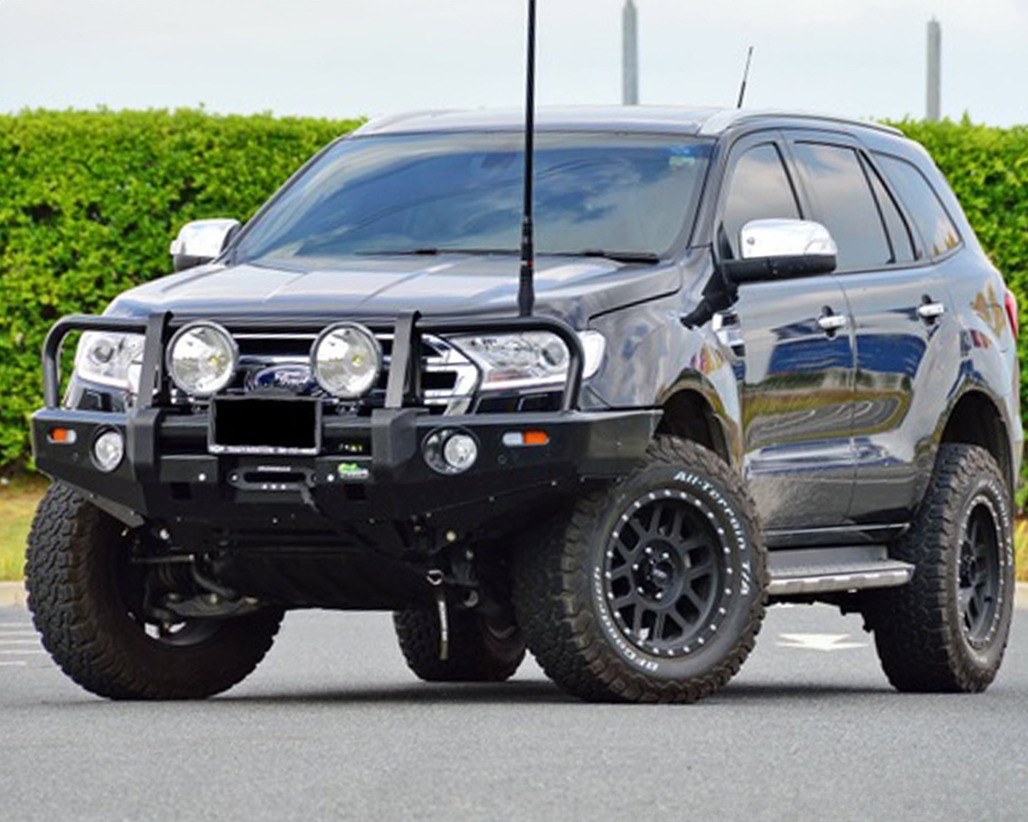 Deluxe Bull Bar