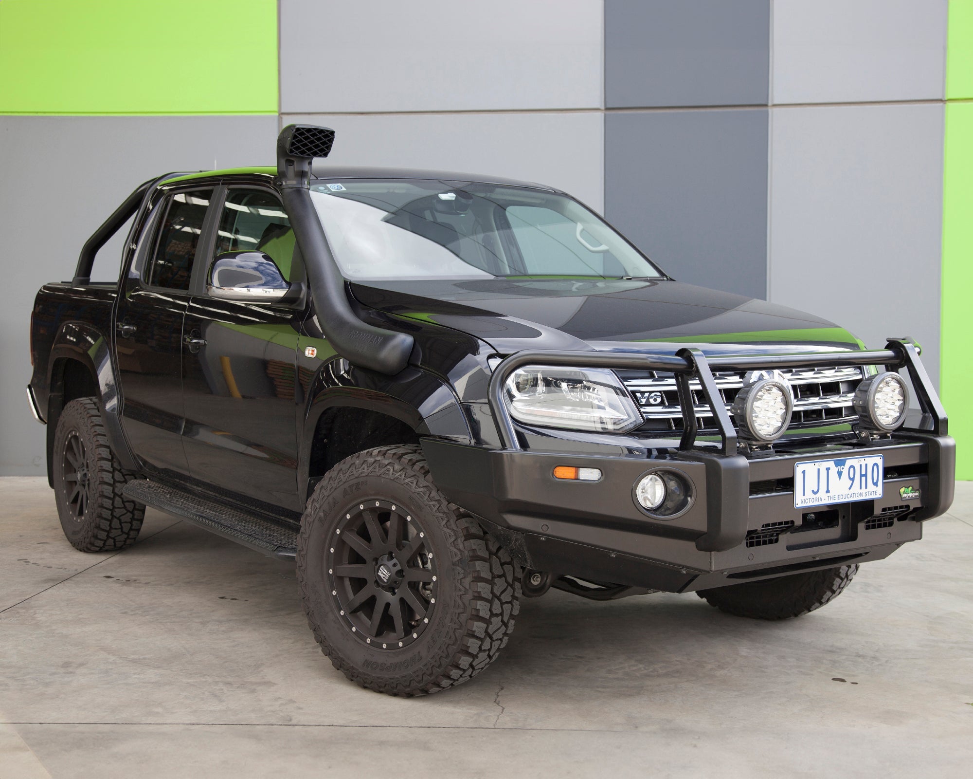 Deluxe Bull Bar