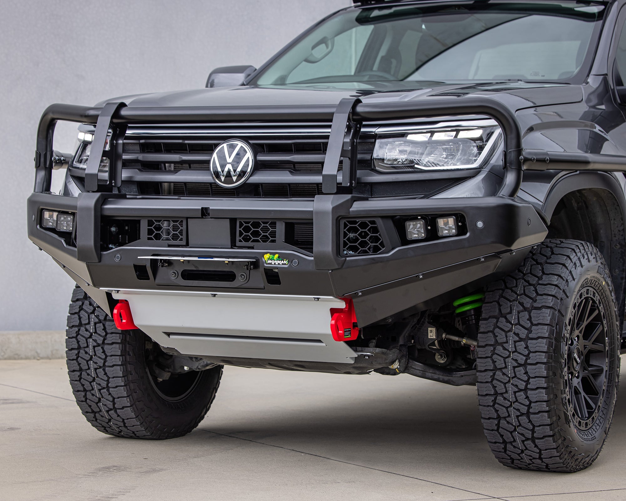 APEX Bull Bar & Lights Kit