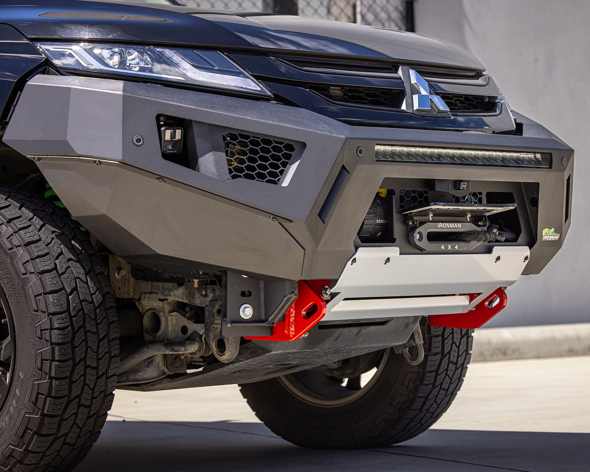 Raid Bull Bar & Lights Kit