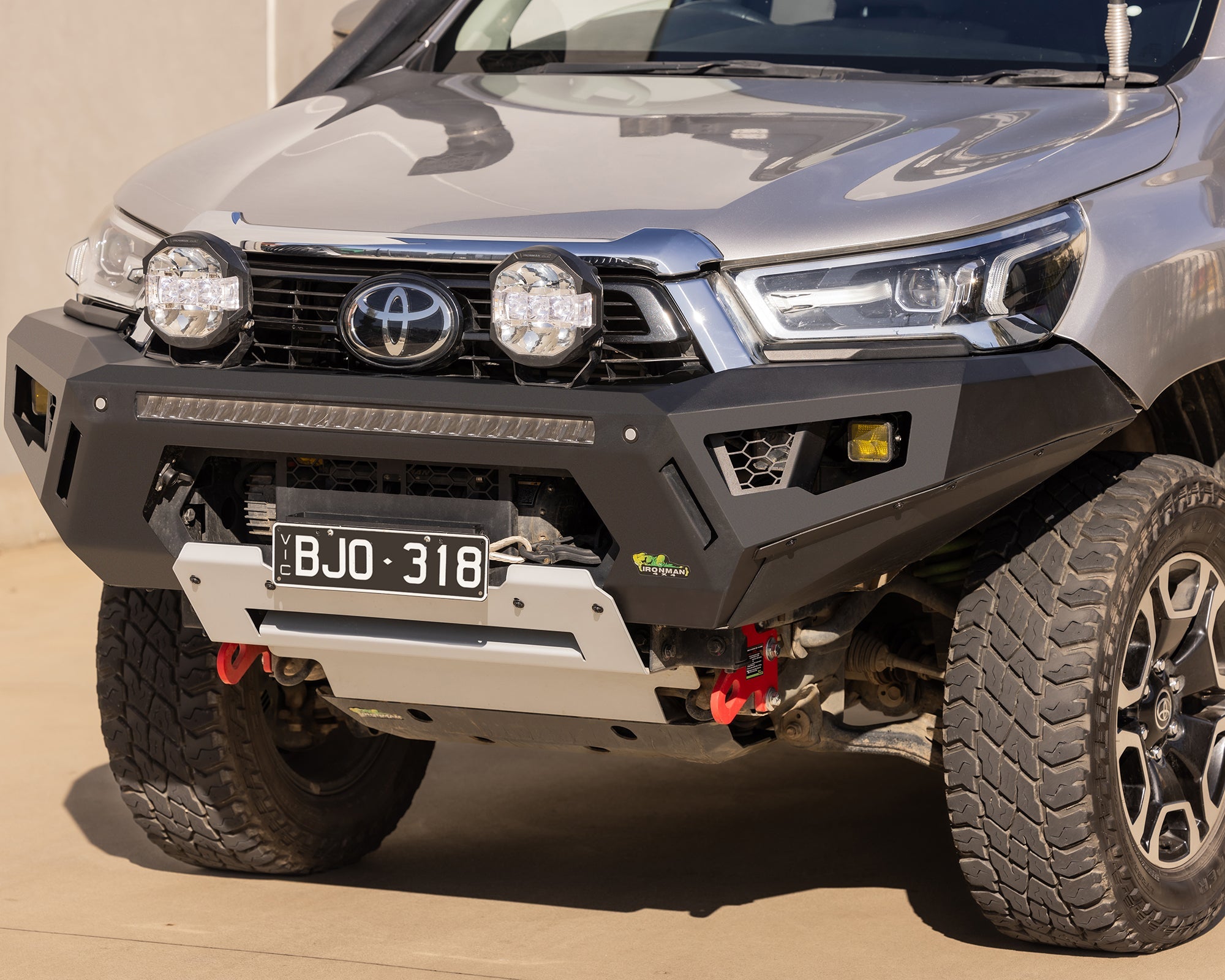 Raid Bull Bar & Lights Kit