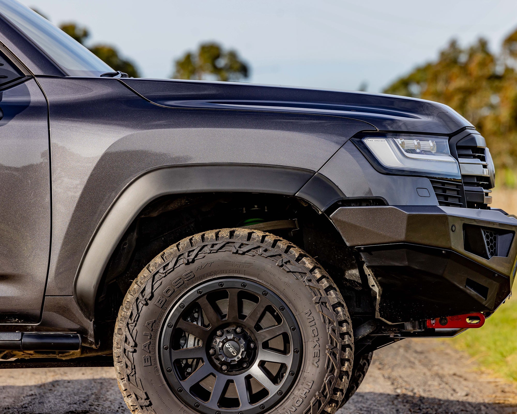 Raid Bull Bar & Lights Kit