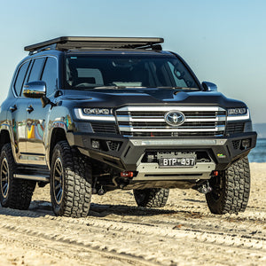 toyota 300 series landcruiser no hoop bull bar raid