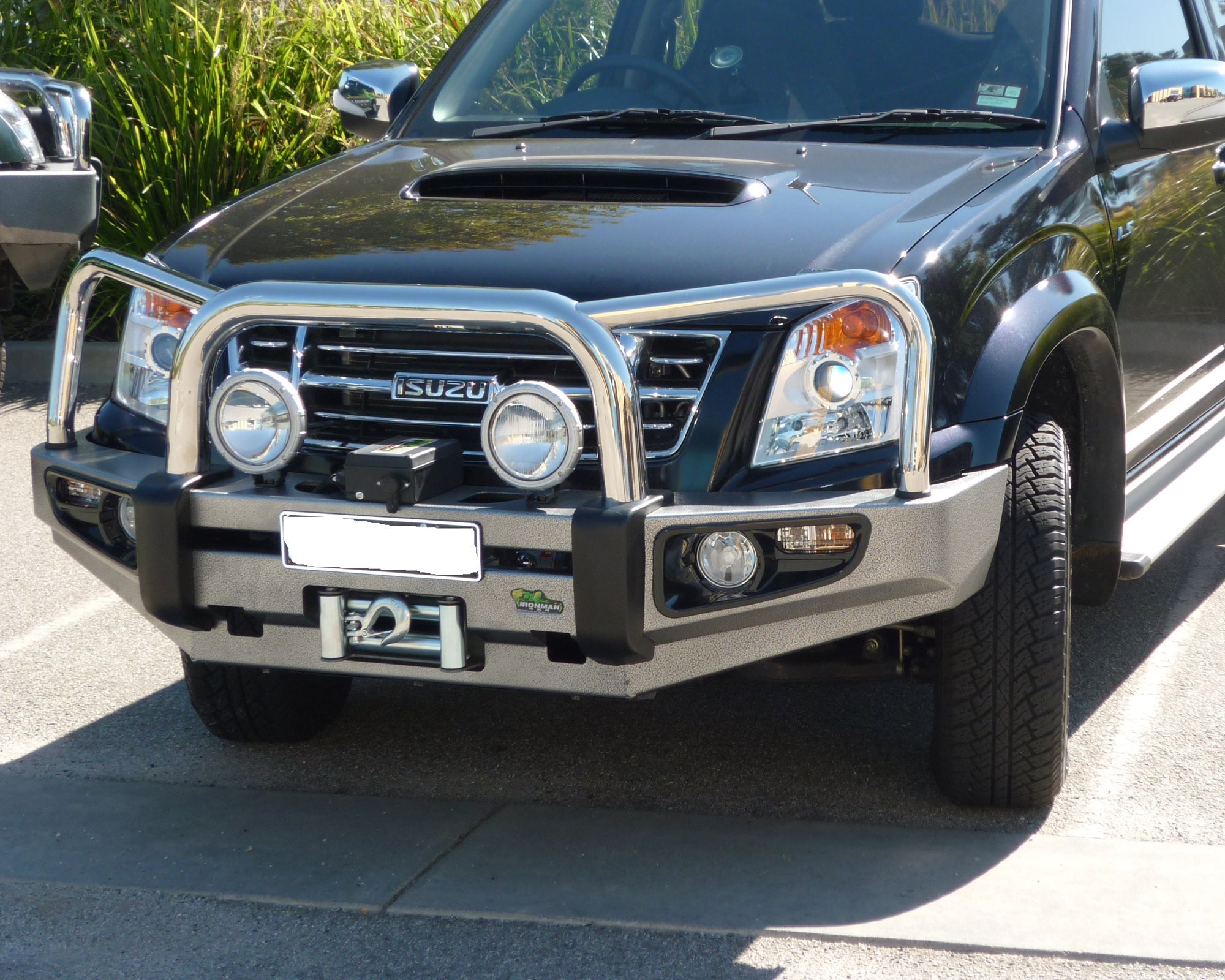 Protector Bull Bar For GM Holden Rodeo RA7