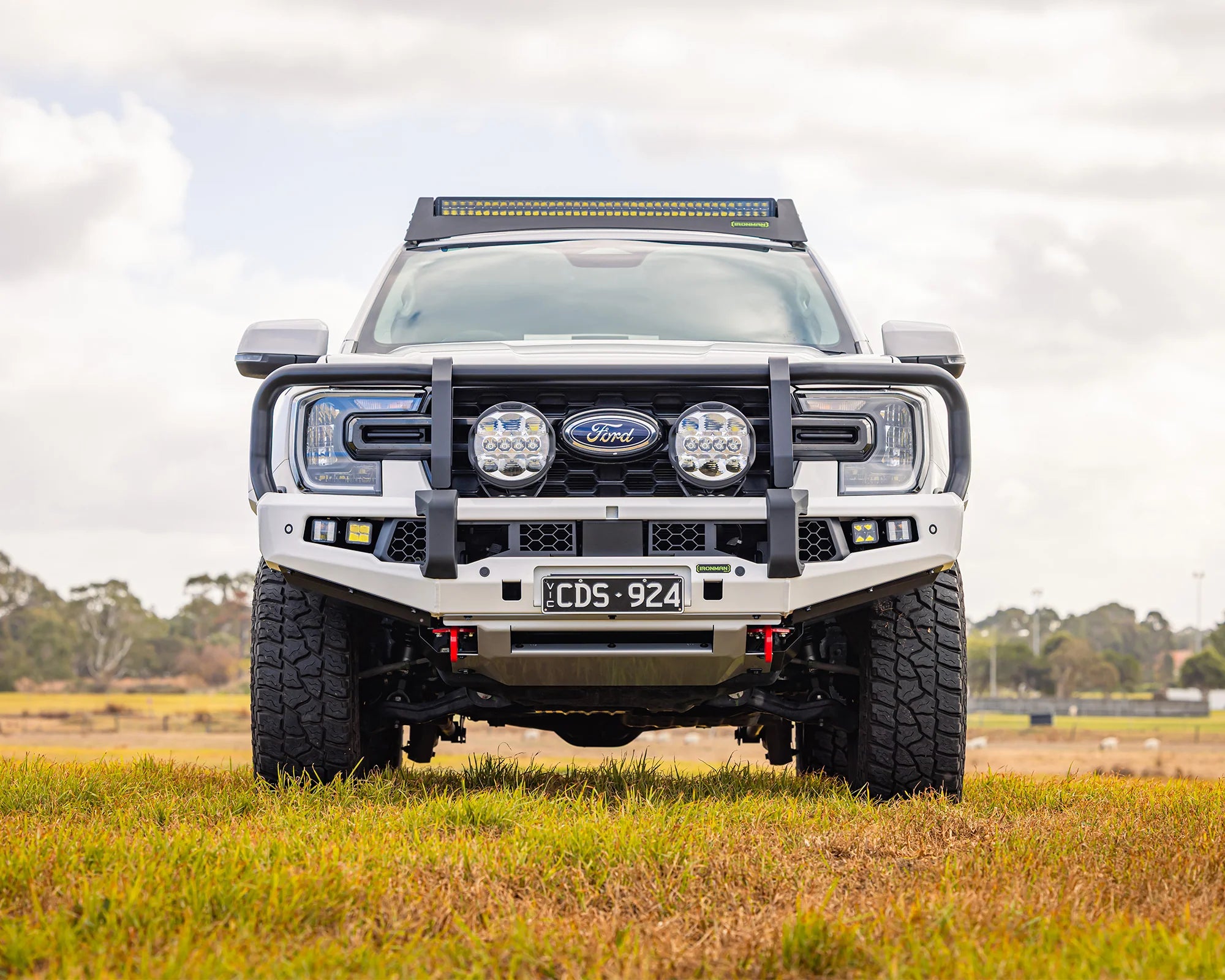 APEX Bull Bar & Lights Kit