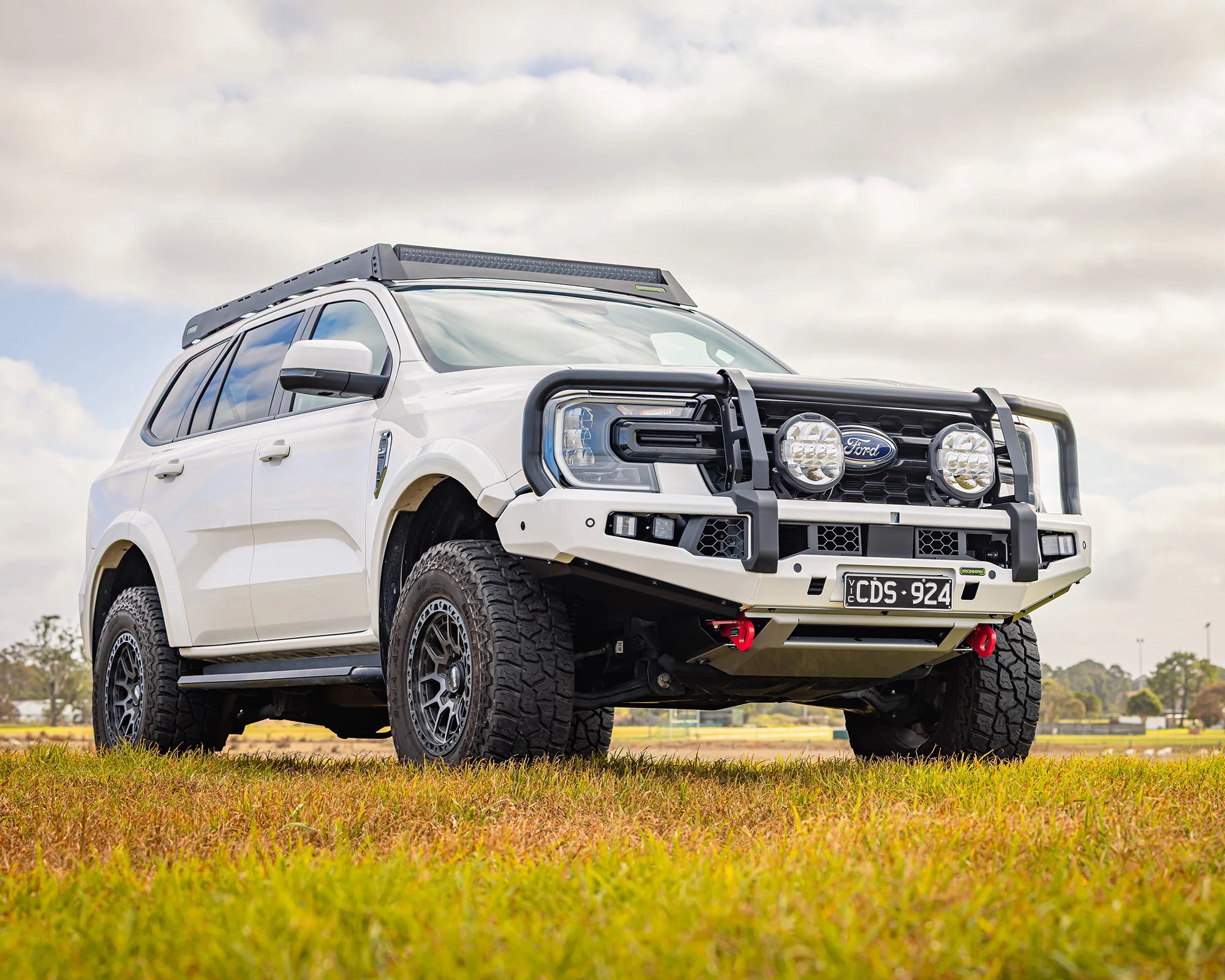 APEX Bull Bar & Lights Kit