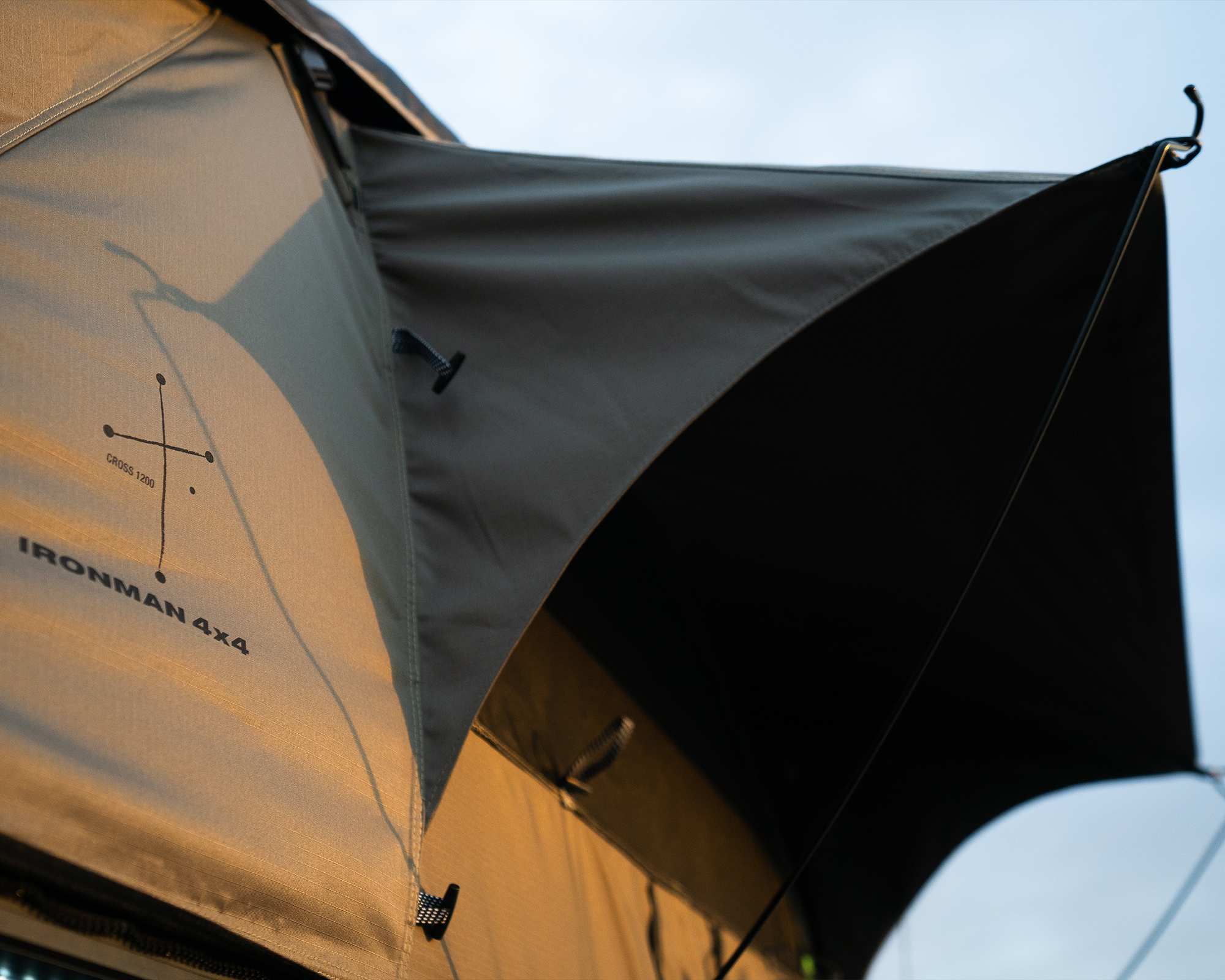 Cross 1200 MK2 - Soft Shell Rooftop Tent - thumbnail 14
