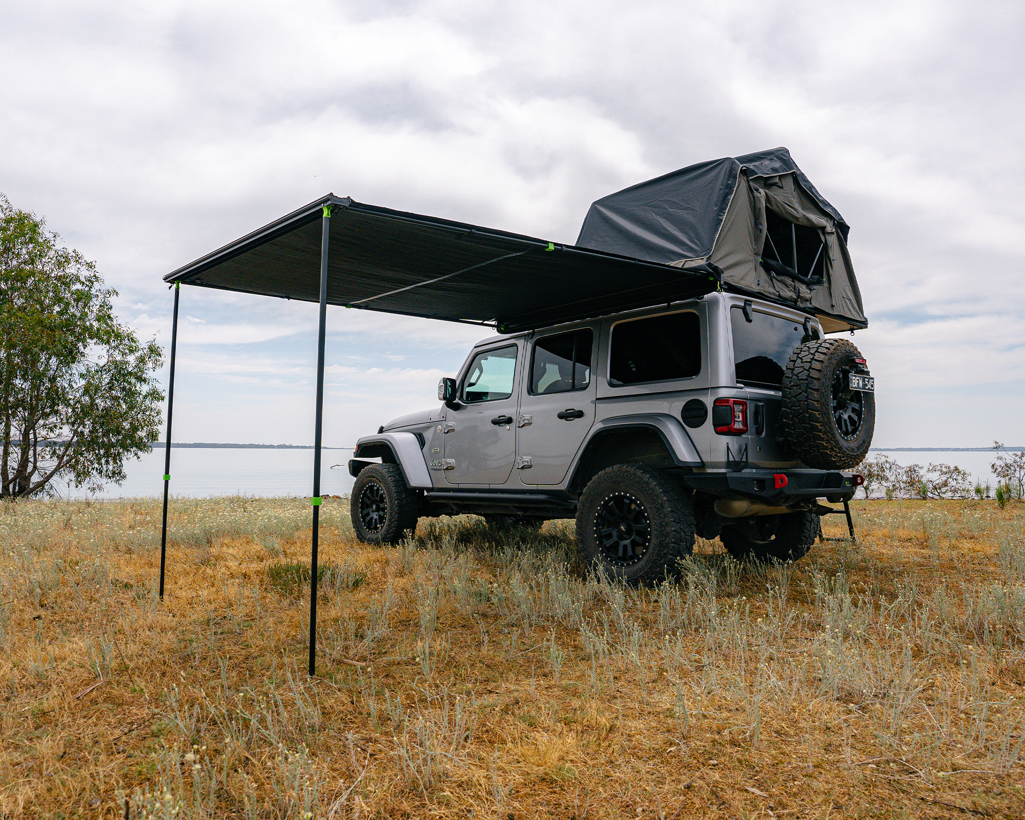 Deltawing 90 Awning (2.5M x 2.5M)