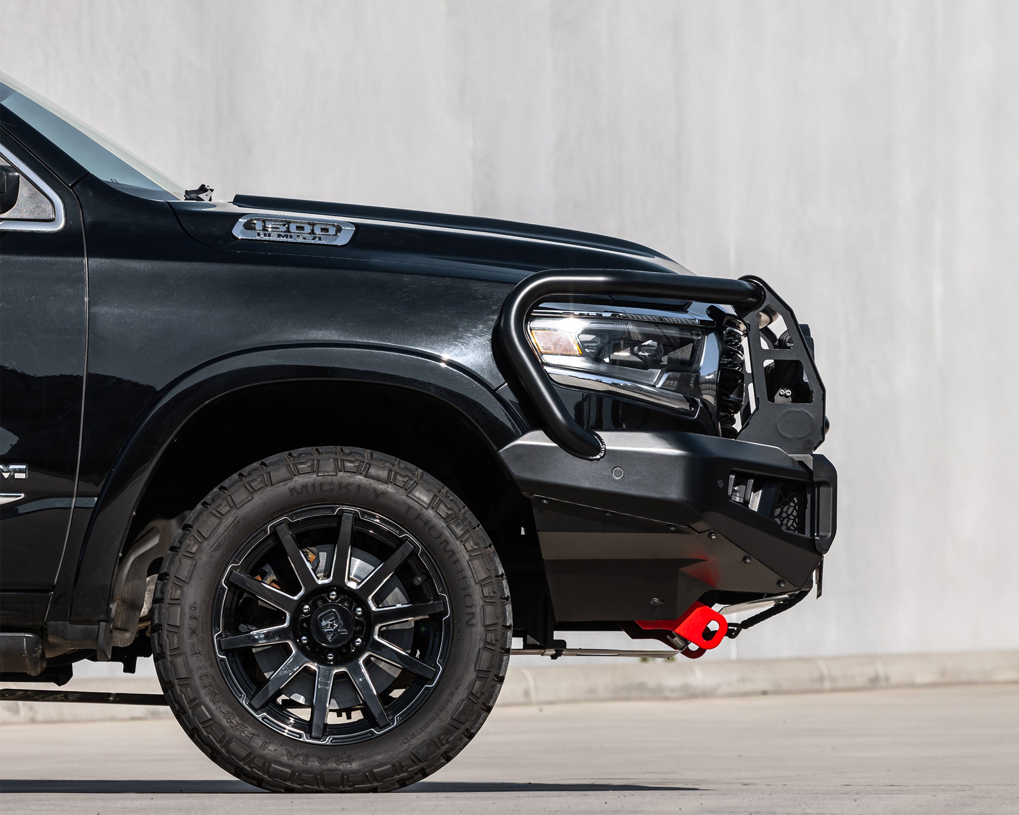 APEX Bull Bar & Lights Kit