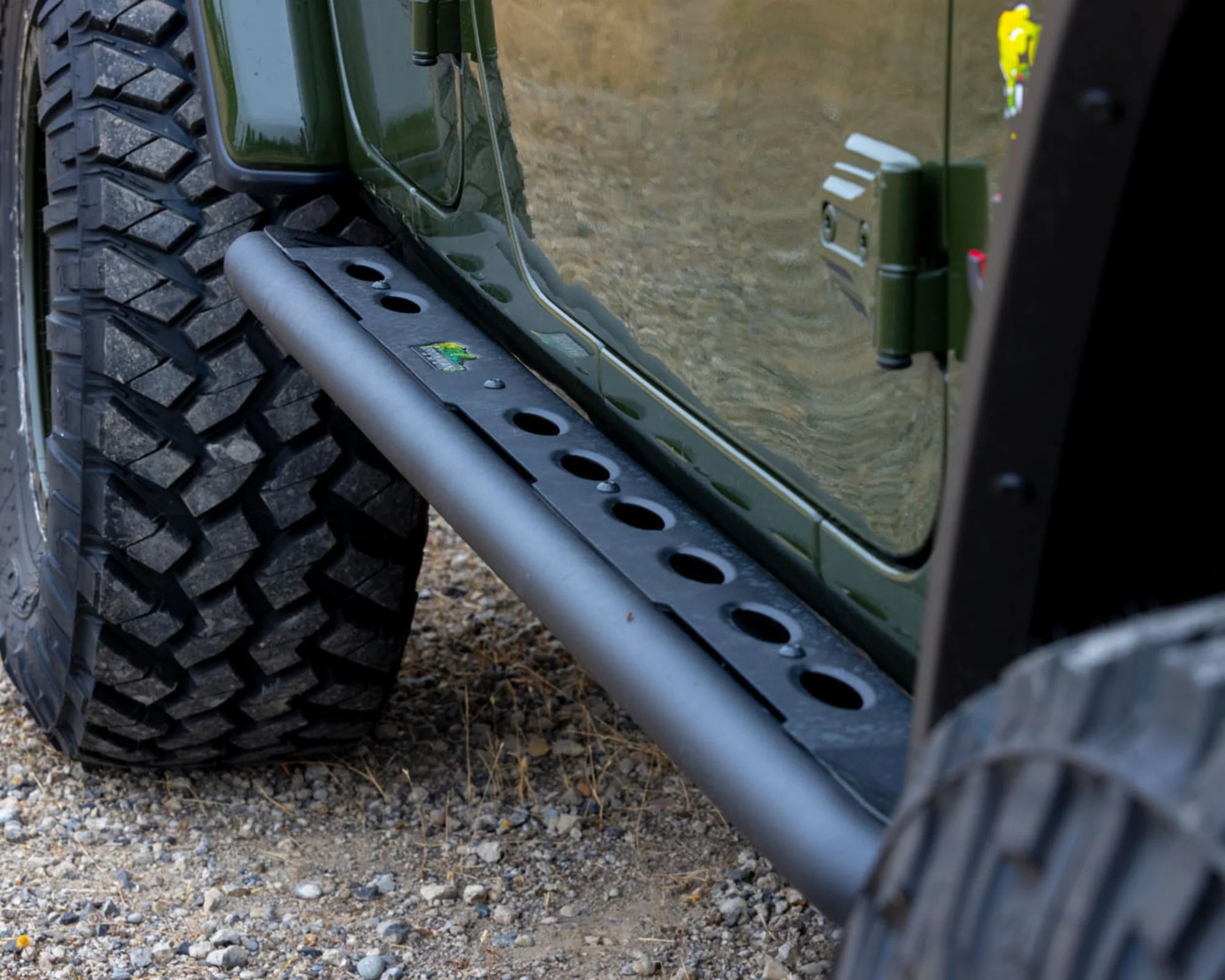Steel 4x4 Side Steps for Jeep Gladiator JT – IRONMAN 4X4 Australia