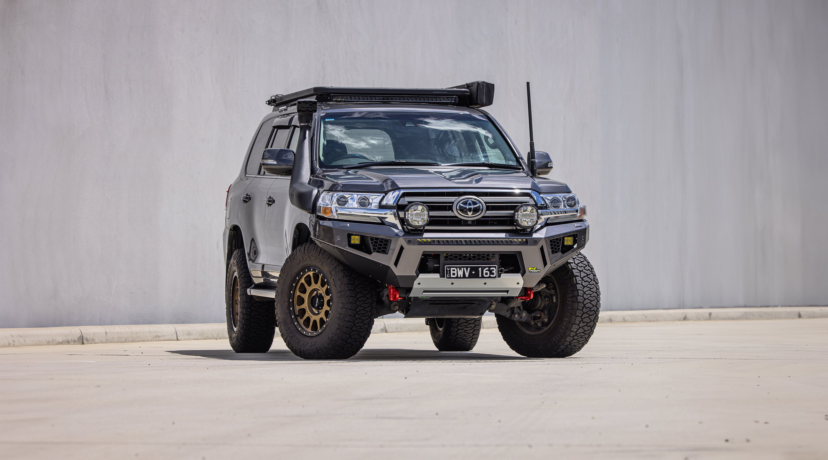 Toyota landcruiser 200 series bull bar hotsell