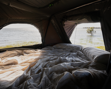 Ursa_1300_Hard_Shell_Rooftop_Tent_-_Big_Bed_-_IRONMAN_4X4