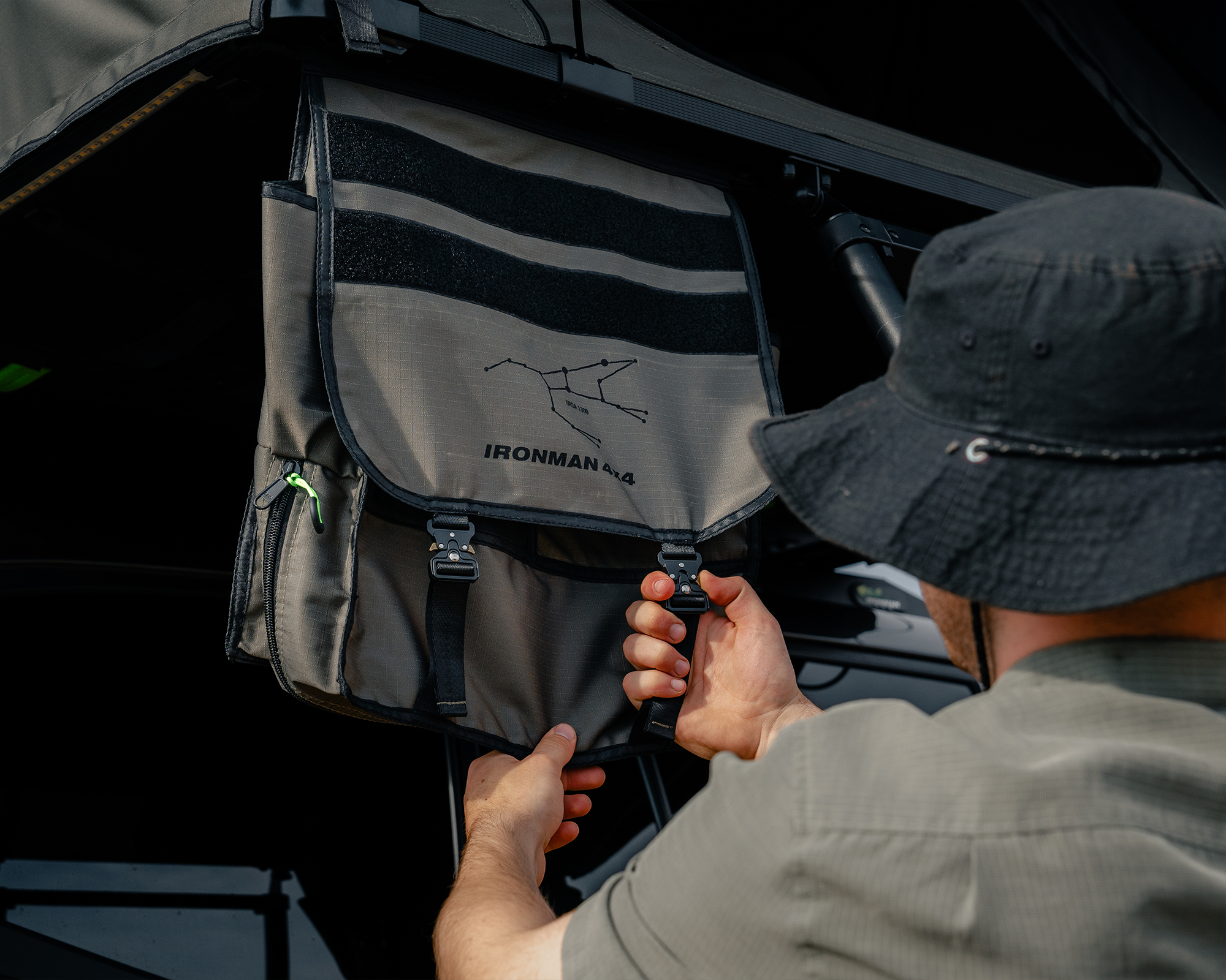 Ursa_1300_Hard_Shell_Rooftop_Tent_-_Shoe_Bag_-_IRONMAN_4X4