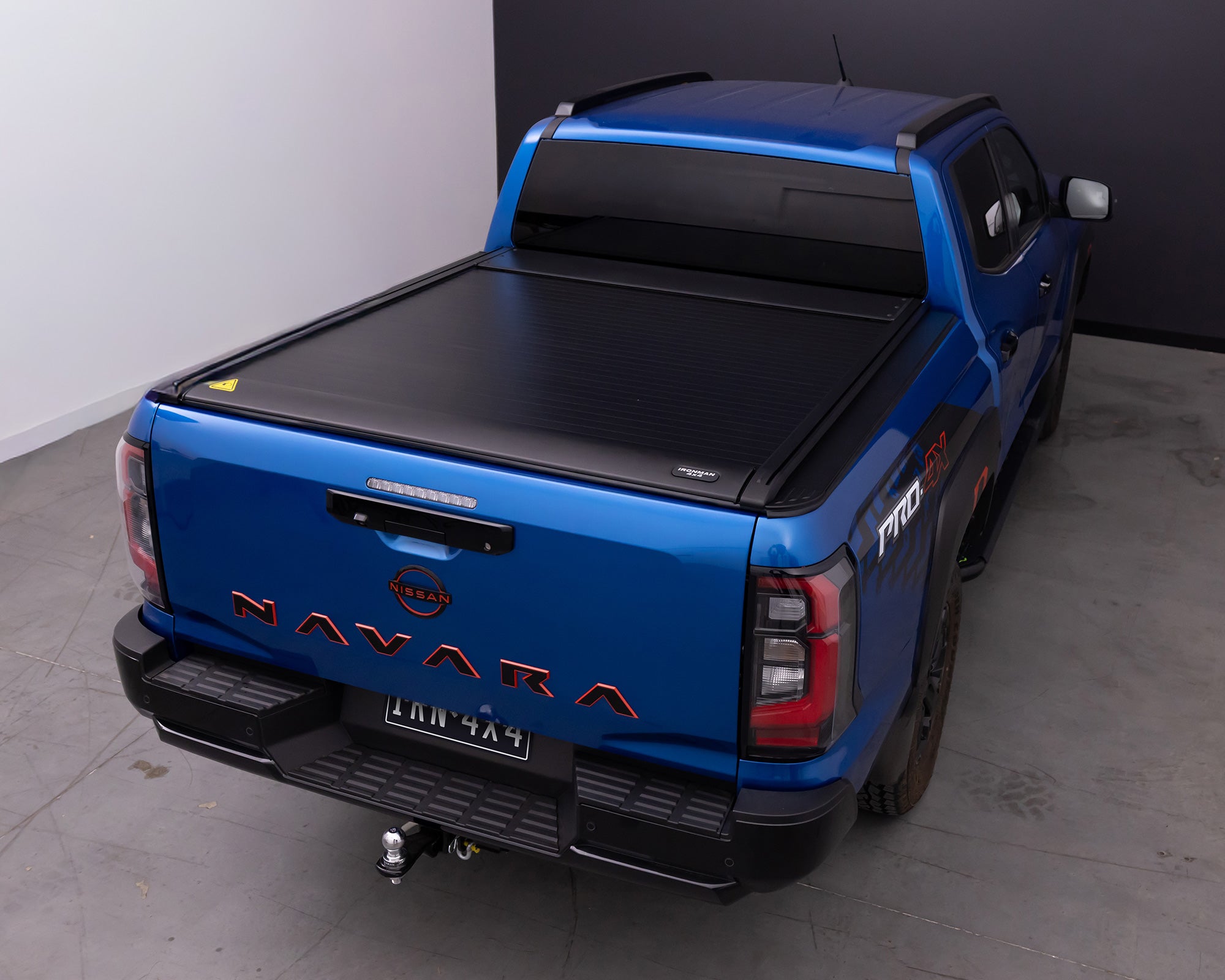 Slide-Away Retractable Ute Roller Shutter (Manual)
