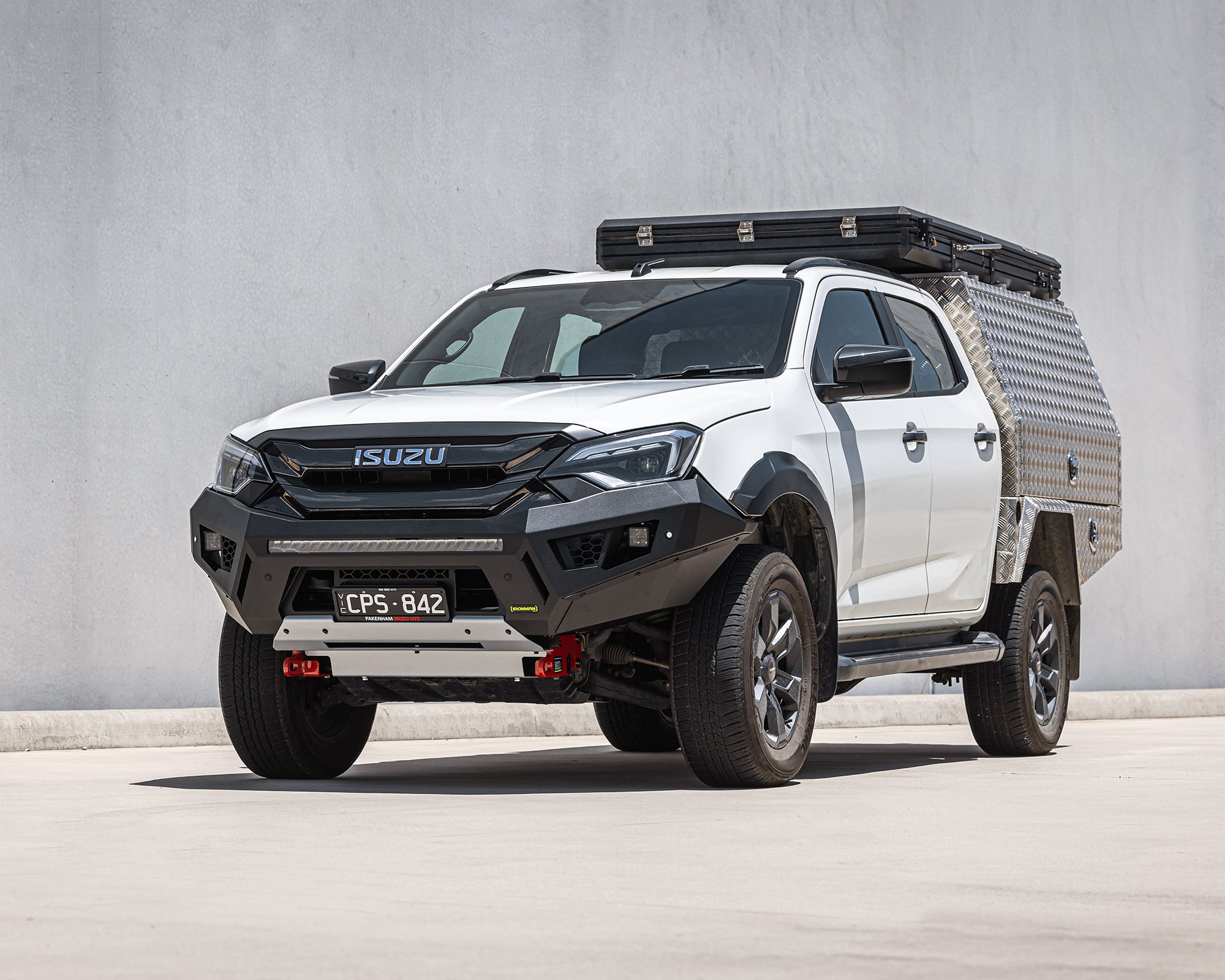 Raid Bull Bar & Lights Kit