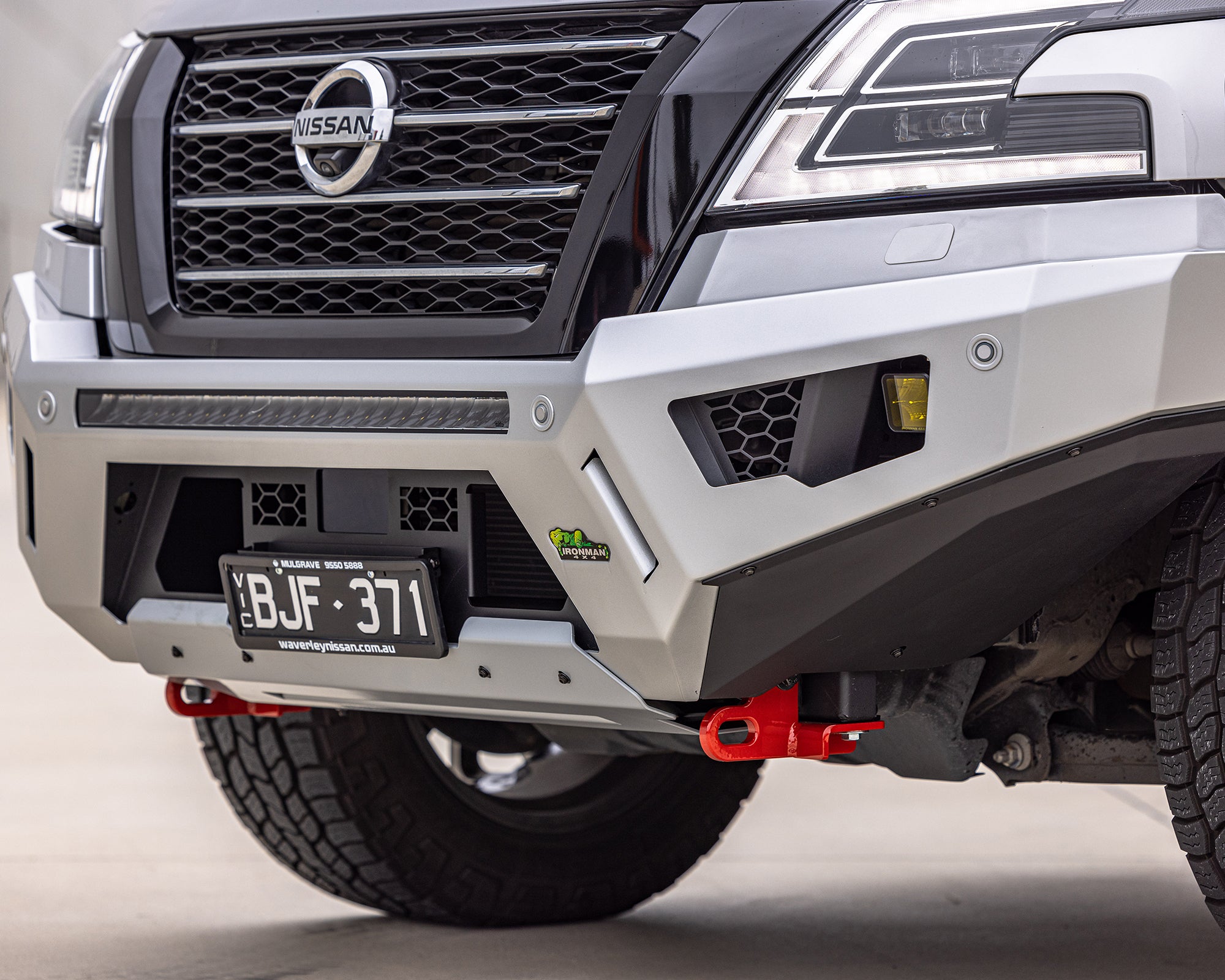 Raid Bull Bar & Lights Kit