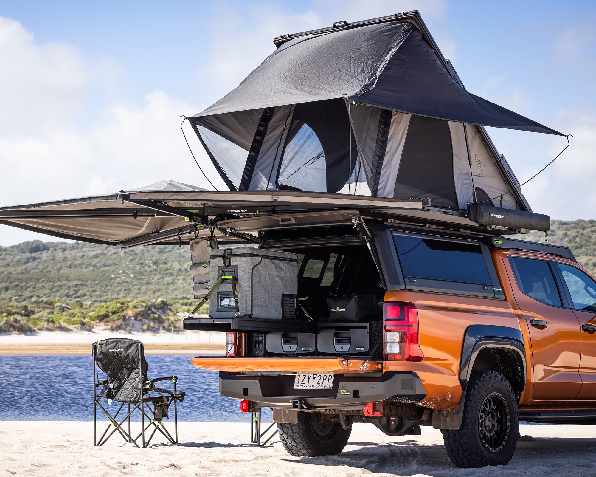 Orion 1400 Rooftop Tent & 270° Awning Bundle
