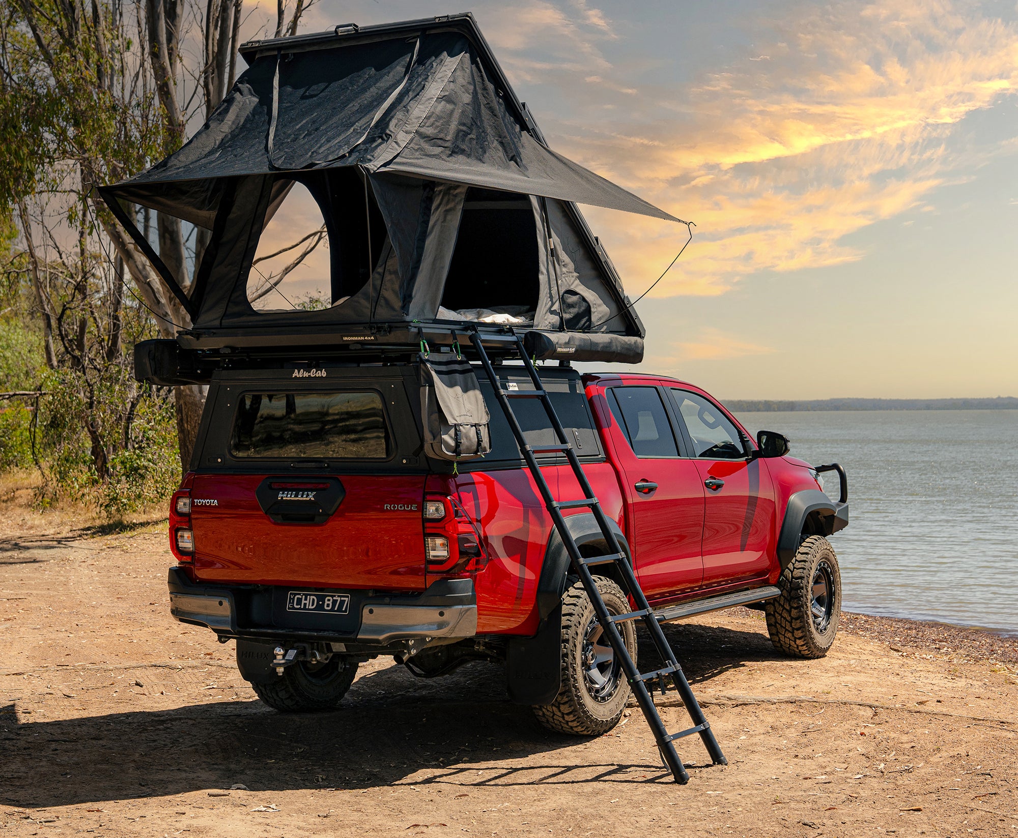 Orion 1400 Rooftop Tent & 270° Awning Bundle