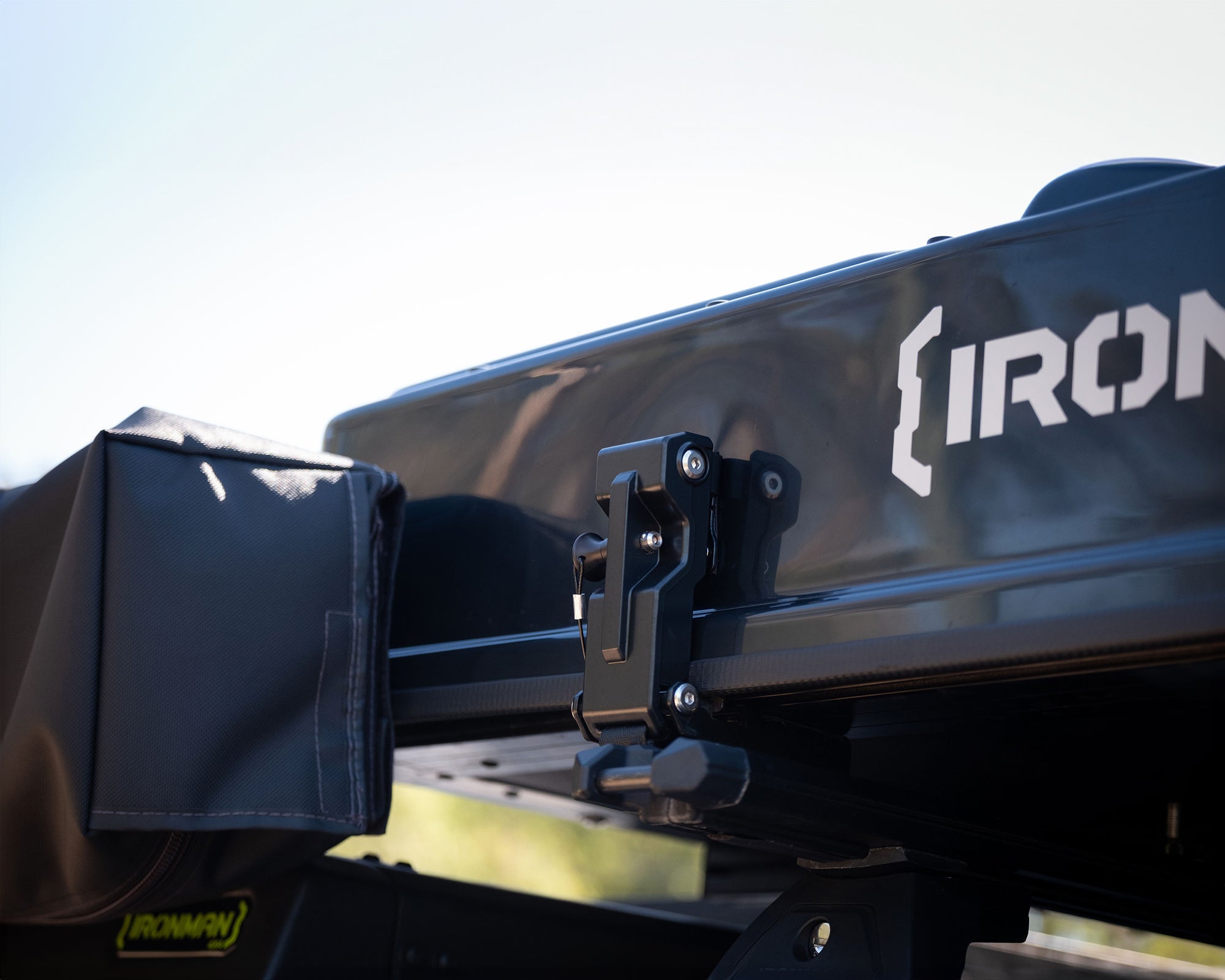 Ursa Ultra - ABS Hardshell Rooftop Tent